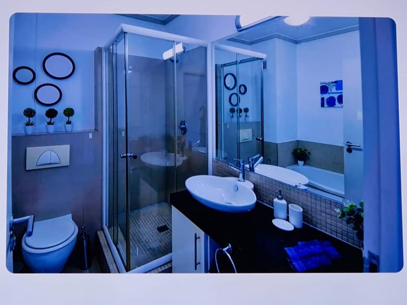 To Let 2 Bedroom Property for Rent in Claremont Western Cape